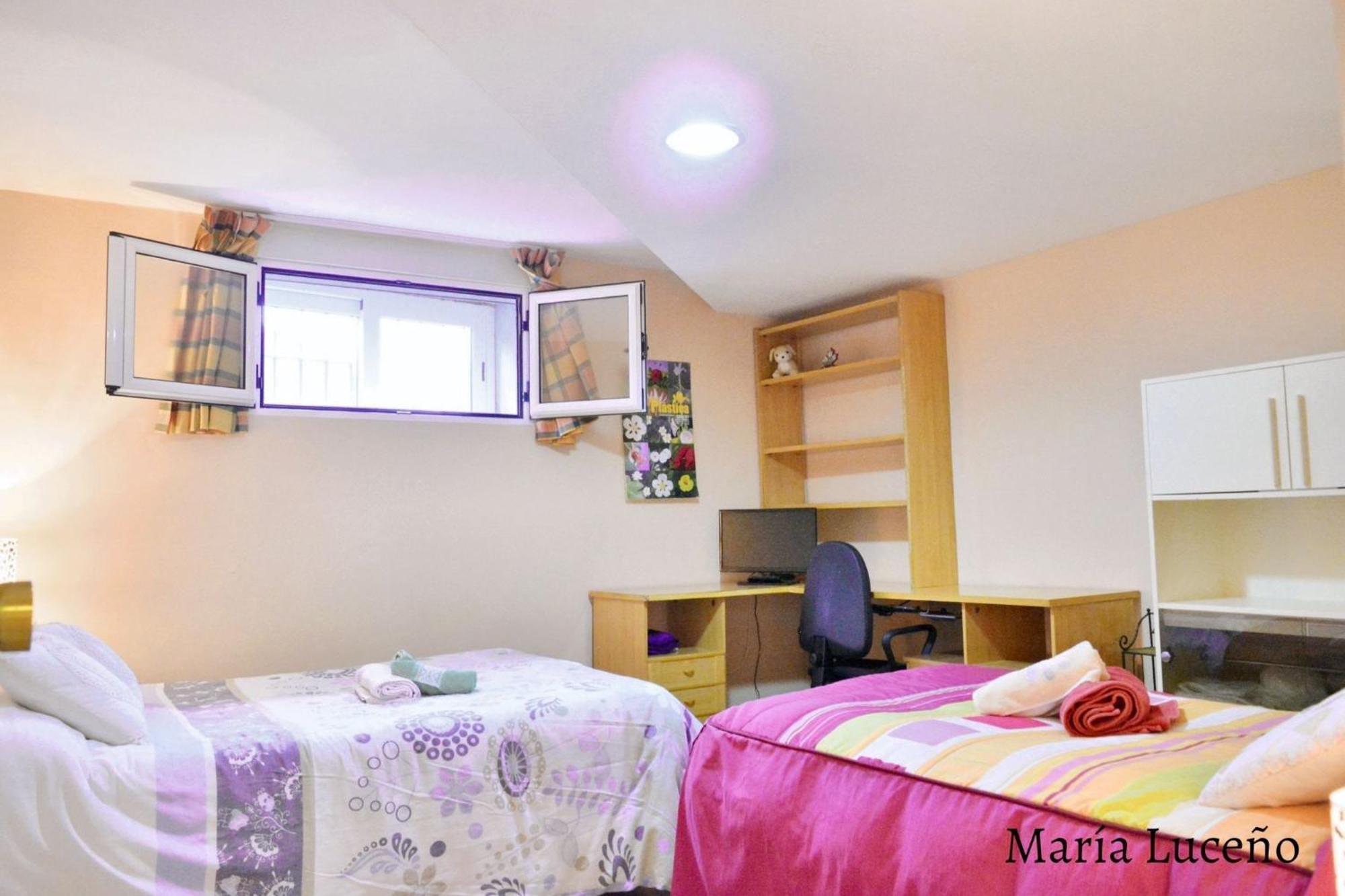 Comfortable Apartment In Caceres 55 M² Welcoming Terrace Exterior photo