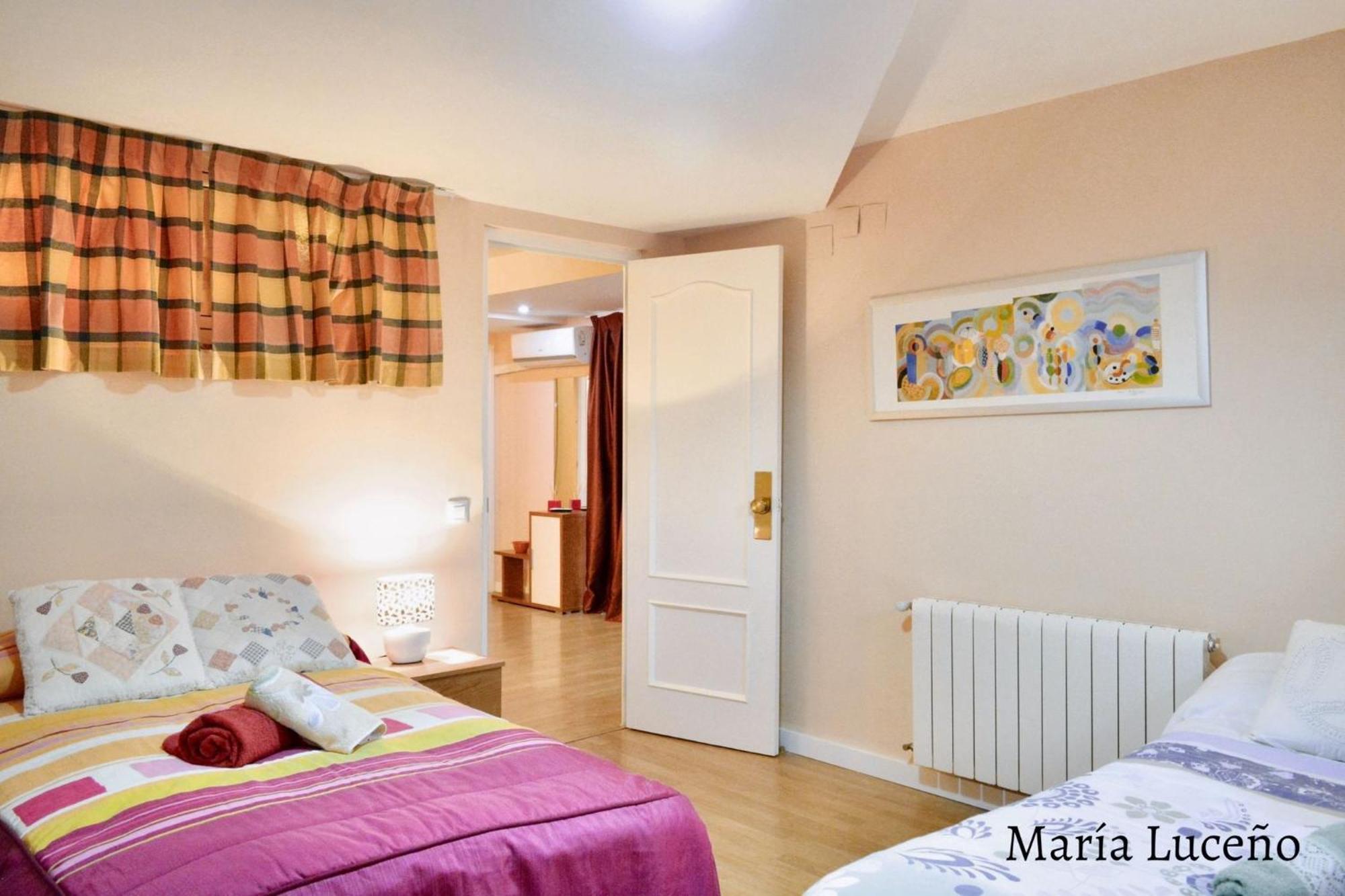 Comfortable Apartment In Caceres 55 M² Welcoming Terrace Exterior photo
